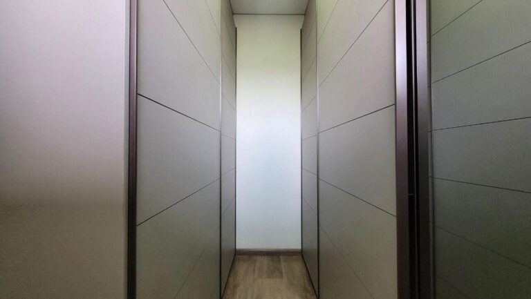Casa em Condomínio para aluguel no Jardim Botânico: Closet Inverno