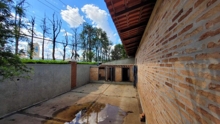 Casa para aluguel no Jardim Canadá: