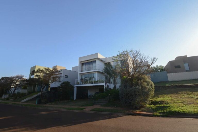 Casa em Condomínio à venda no Residencial e Empresarial Alphaville: