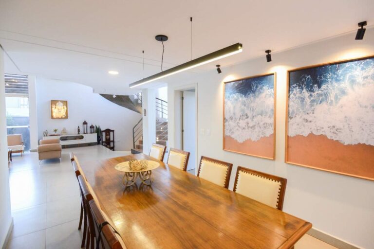 Casa em Condomínio para aluguel no Residencial e Empresarial Alphaville: