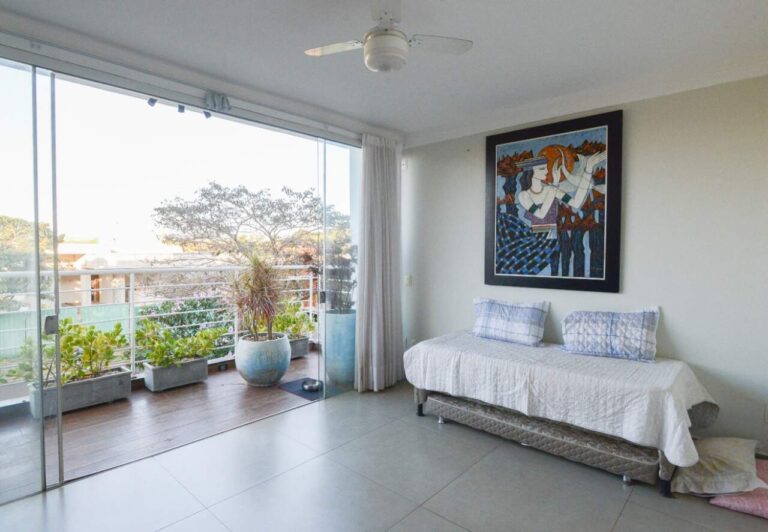 Casa em Condomínio à venda no Residencial e Empresarial Alphaville: