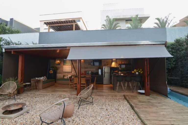 Casa em Condomínio para aluguel no Residencial e Empresarial Alphaville: