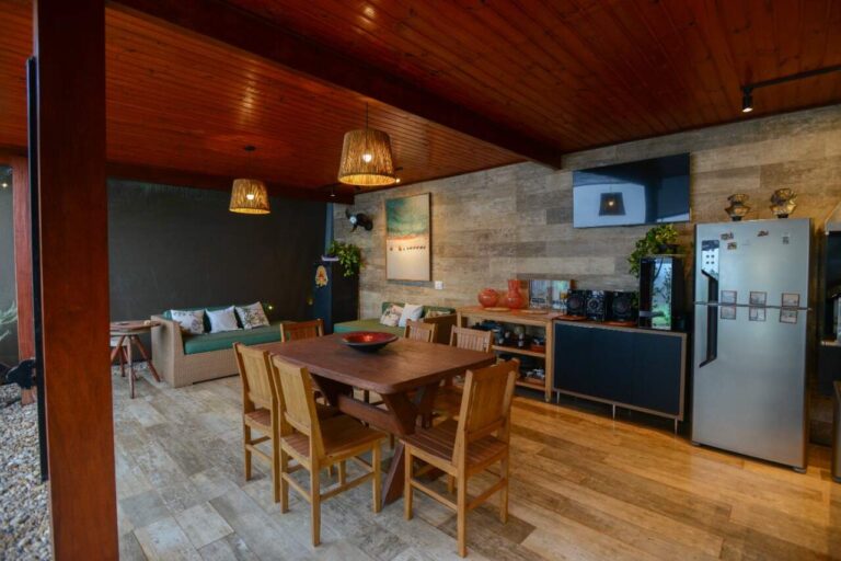 Casa em Condomínio à venda no Residencial e Empresarial Alphaville: