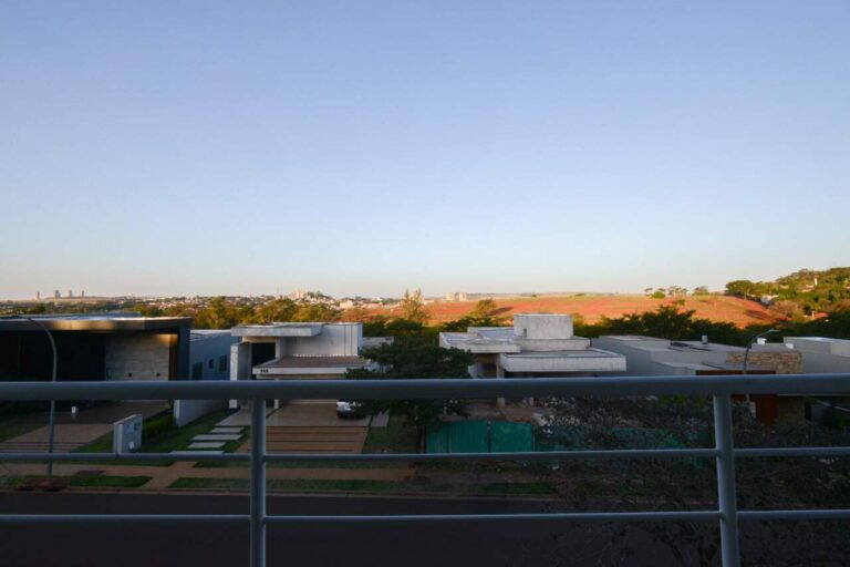 Casa em Condomínio à venda no Residencial e Empresarial Alphaville: