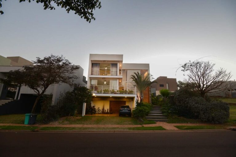 Casa em Condomínio à venda no Residencial e Empresarial Alphaville: