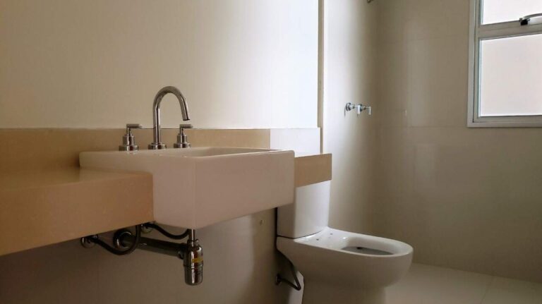 Apartamento à venda no Jardim Botânico: Banheiro Su te Master