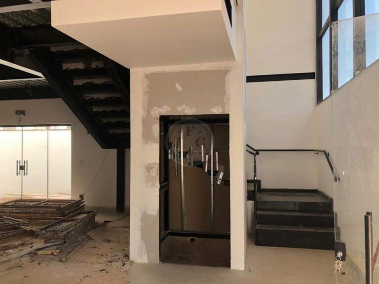 Prédio Comercial para aluguel no Jardim Botânico:
