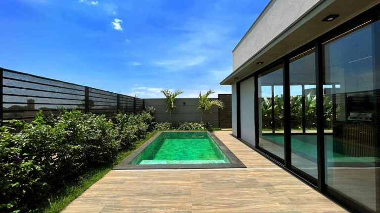 Casa em Condomínio à venda no Vila do Golfe: Piscina