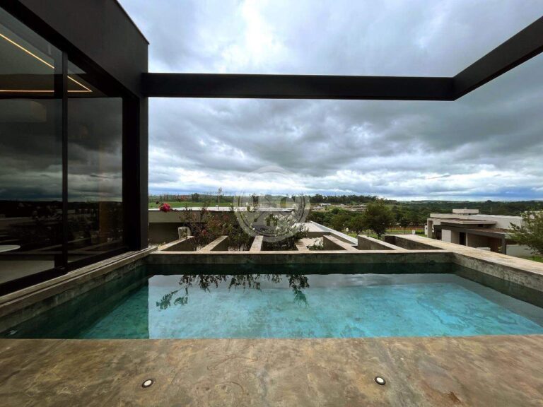 Casa em Condomínio à venda no Vila do Golfe: Piscina