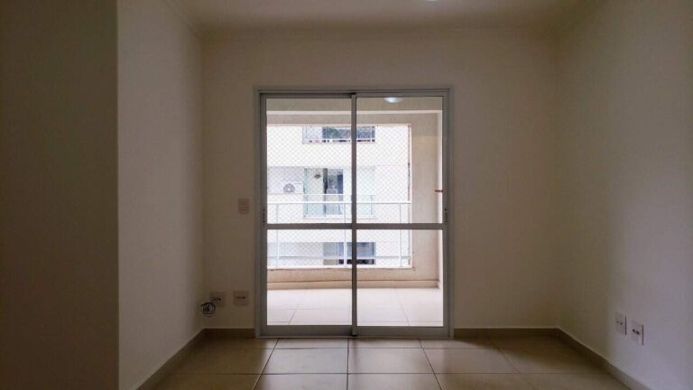 Apartamento para aluguel no Jardim Botânico: Sala 2 ambientes