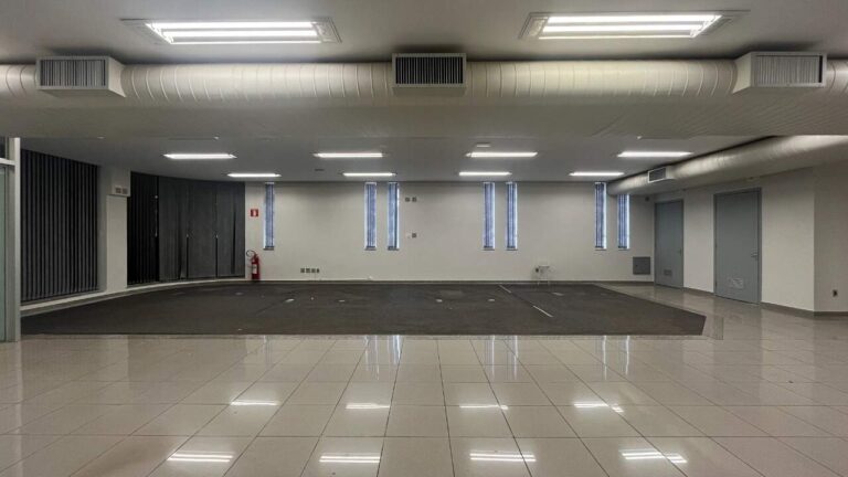 Prédio Comercial para aluguel no Jardim América: Sal o