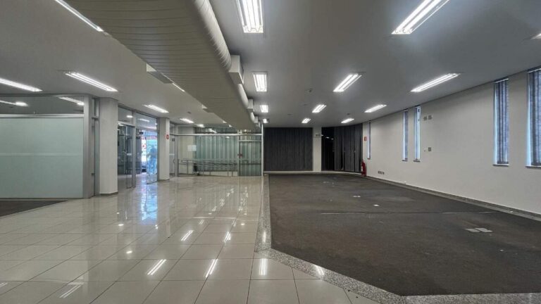 Prédio Comercial para aluguel no Jardim América: Sal o