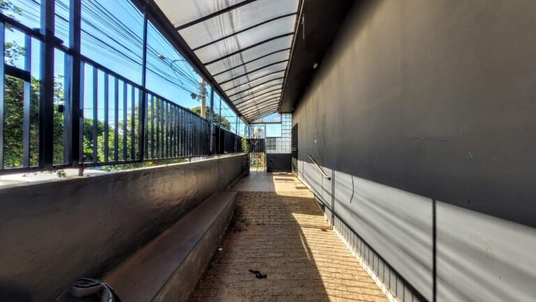 Casa Comercial para aluguel no Vila Seixas: