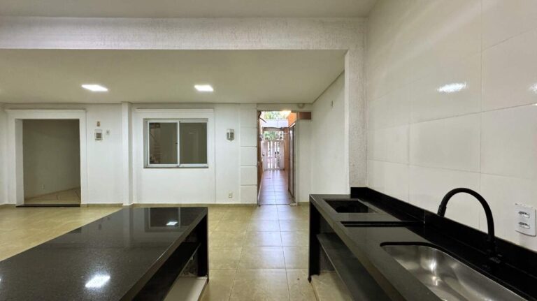 Casa em Condomínio à venda no Jardim Botânico: