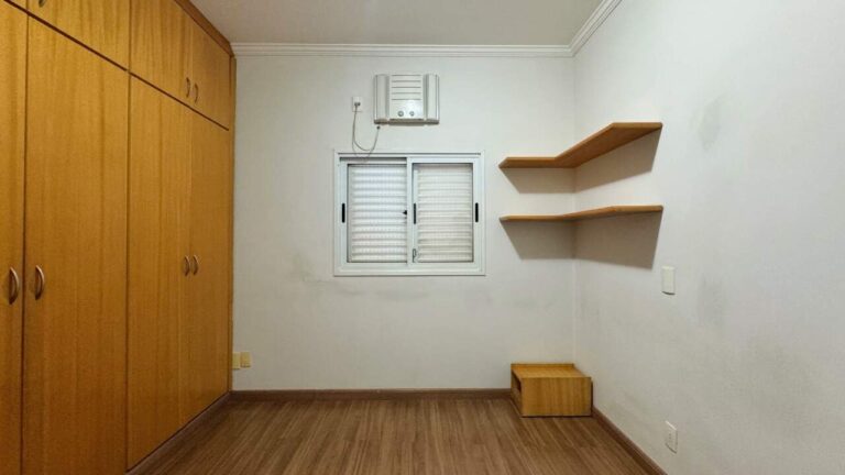 Casa em Condomínio à venda no Jardim Botânico: