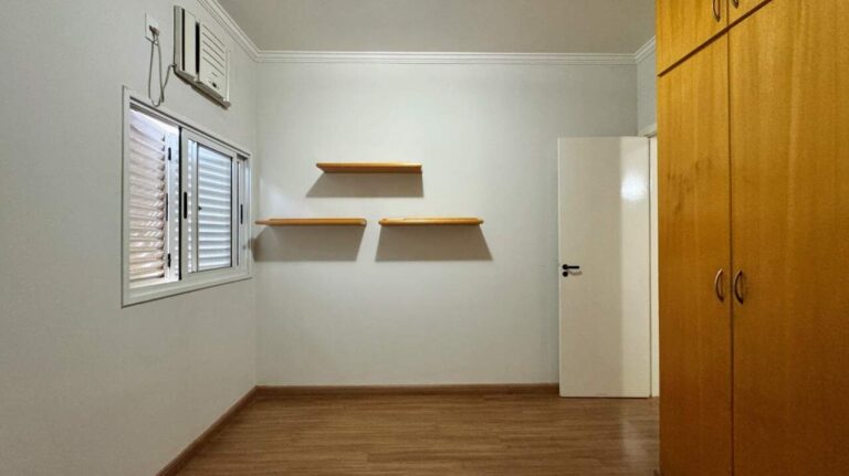 Casa em Condomínio à venda no Jardim Botânico: