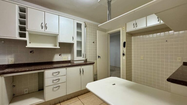 Casa em Condomínio à venda no Jardim Botânico: