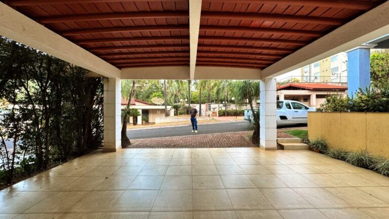 Casa em Condomínio à venda no Jardim Botânico: