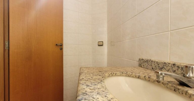 Sala Comercial para aluguel no Jardim Irajá: