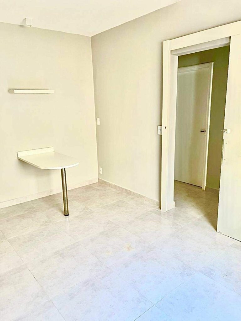 Casa Comercial para aluguel no Jardim América: