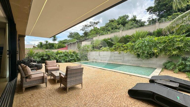 Casa em Condomínio para aluguel no Residencial e Empresarial Alphaville:
