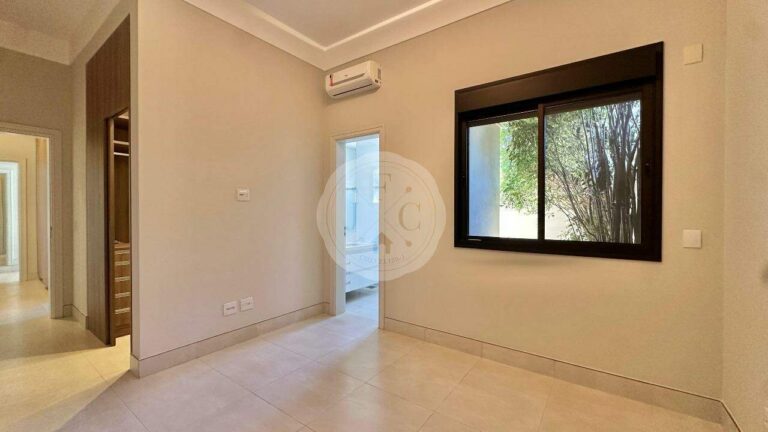Casa em Condomínio à venda no Condomínio Guaporé: