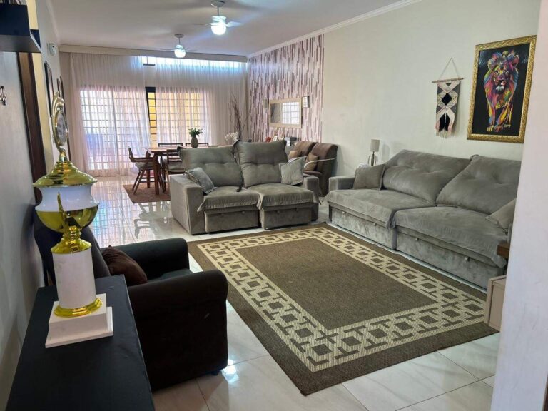 Casa para aluguel no Alto da Boa Vista: