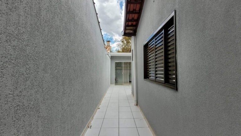 Casa para aluguel no Jardim Roberto Benedetti: