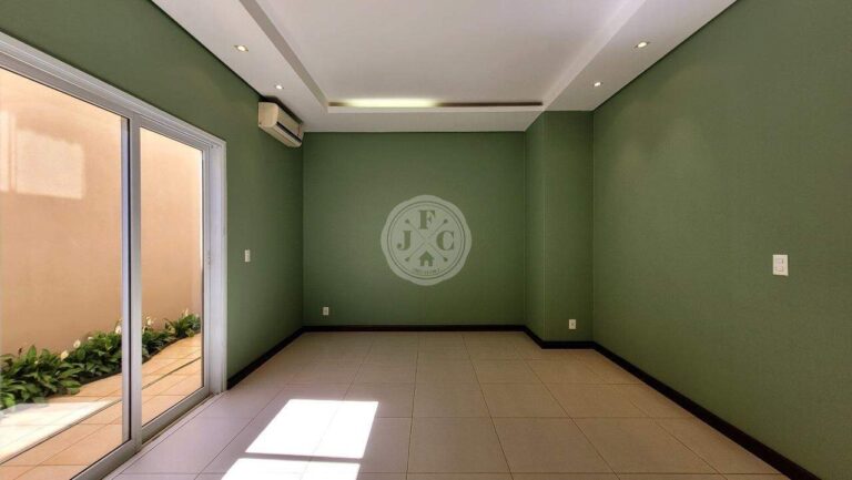 Casa em Condomínio à venda no Recreio das Acácias: