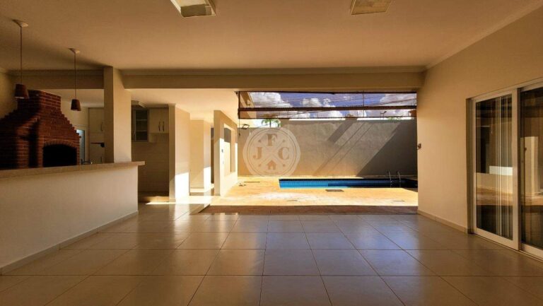 Casa em Condomínio à venda no Recreio das Acácias:
