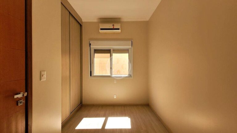 Casa em Condomínio à venda no Recreio das Acácias: