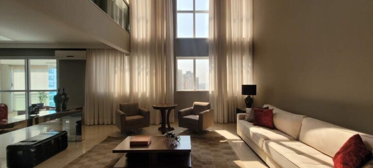 Apartamento Duplex à venda no Jardim Botânico: Sala de estar