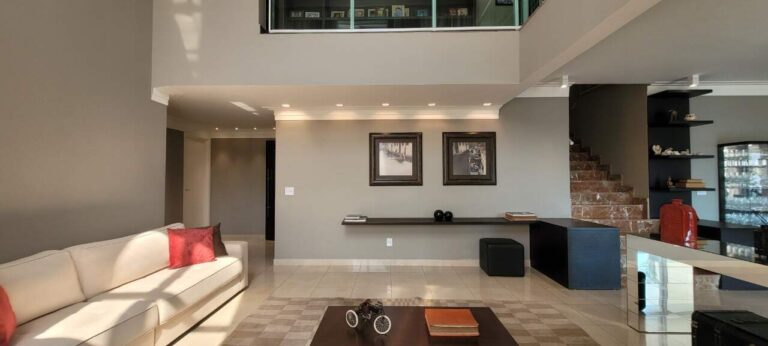 Apartamento Duplex à venda no Jardim Botânico: Sala de estar