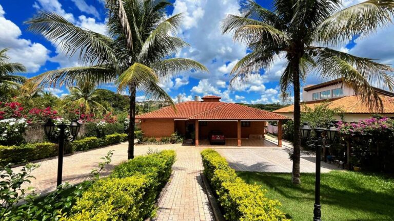 Casa em Condomínio à venda no Quinta da Alvorada: