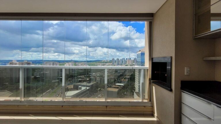 Apartamento à venda no Condomínio Itamaraty: Varanda gourmet