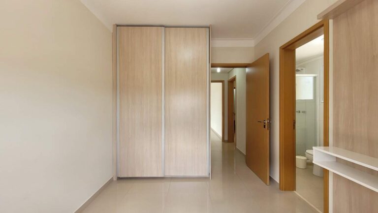 Apartamento à venda no Condomínio Itamaraty: Su te 2