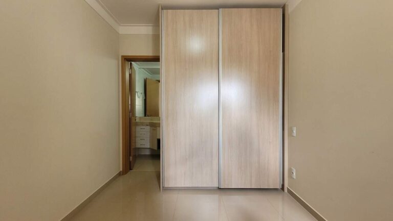 Apartamento à venda no Condomínio Itamaraty: Su te 3