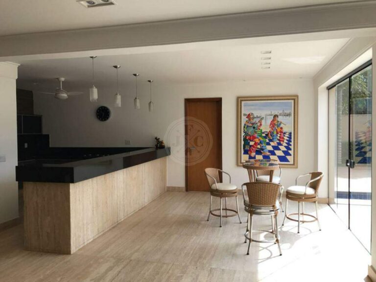 Casa em Condomínio à venda no Jardim Botânico: