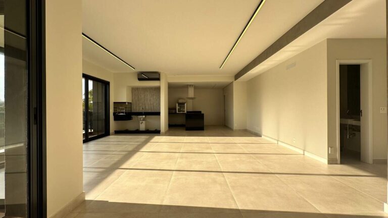 Apartamento à venda no Vila do Golfe: Living