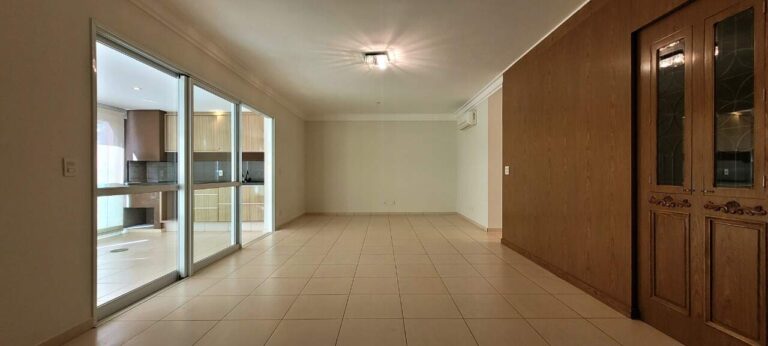 Apartamento à venda no Bosque das Juritis: sala