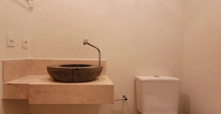 Apartamento à venda no Bosque das Juritis: lavabo