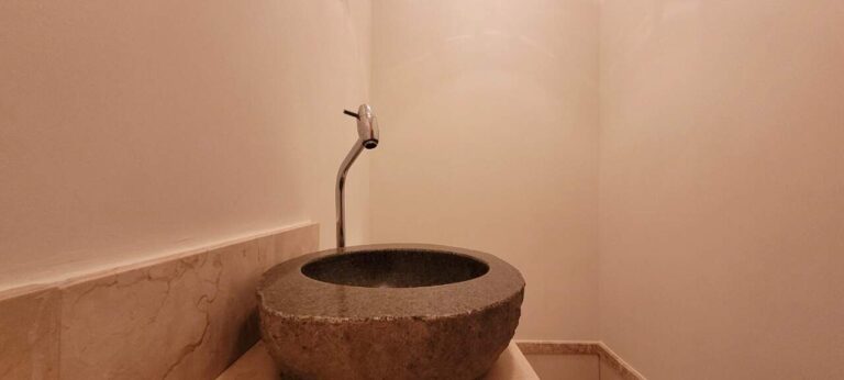 Apartamento à venda no Bosque das Juritis: lavabo