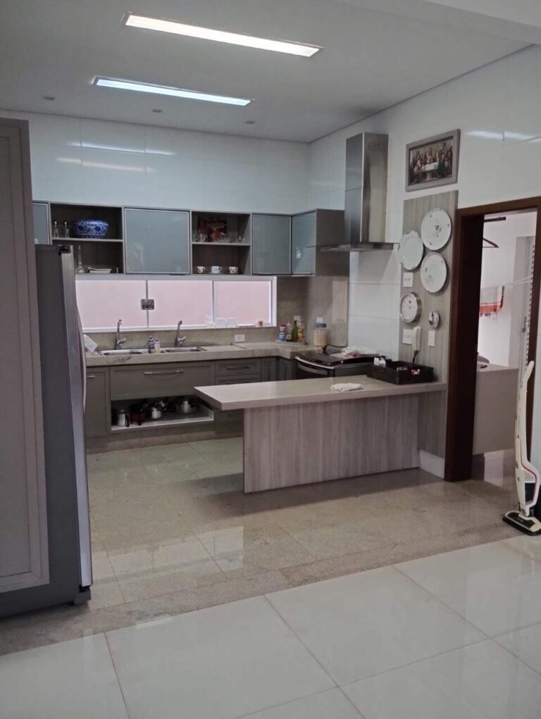 Casa em Condomínio à venda no Jardim Botânico: