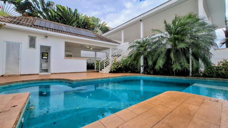Casa em Condomínio para aluguel no Jardim Botânico: