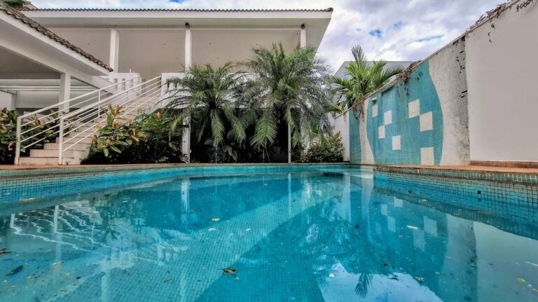 Casa em Condomínio para aluguel no Jardim Botânico: