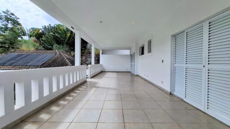 Casa em Condomínio para aluguel no Jardim Botânico: