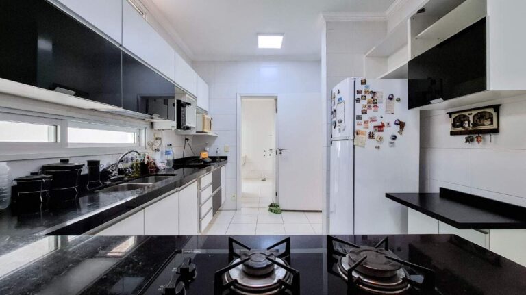 Casa em Condomínio para aluguel no Jardim Botânico: