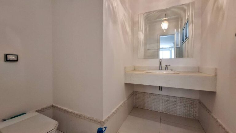 Casa em Condomínio para aluguel no Jardim Botânico: