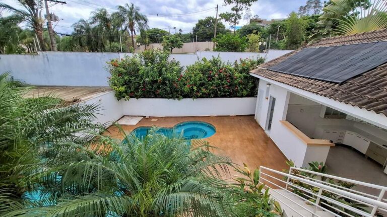 Casa em Condomínio para aluguel no Jardim Botânico: