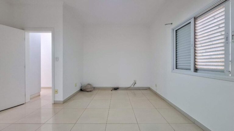 Casa em Condomínio para aluguel no Jardim Botânico: